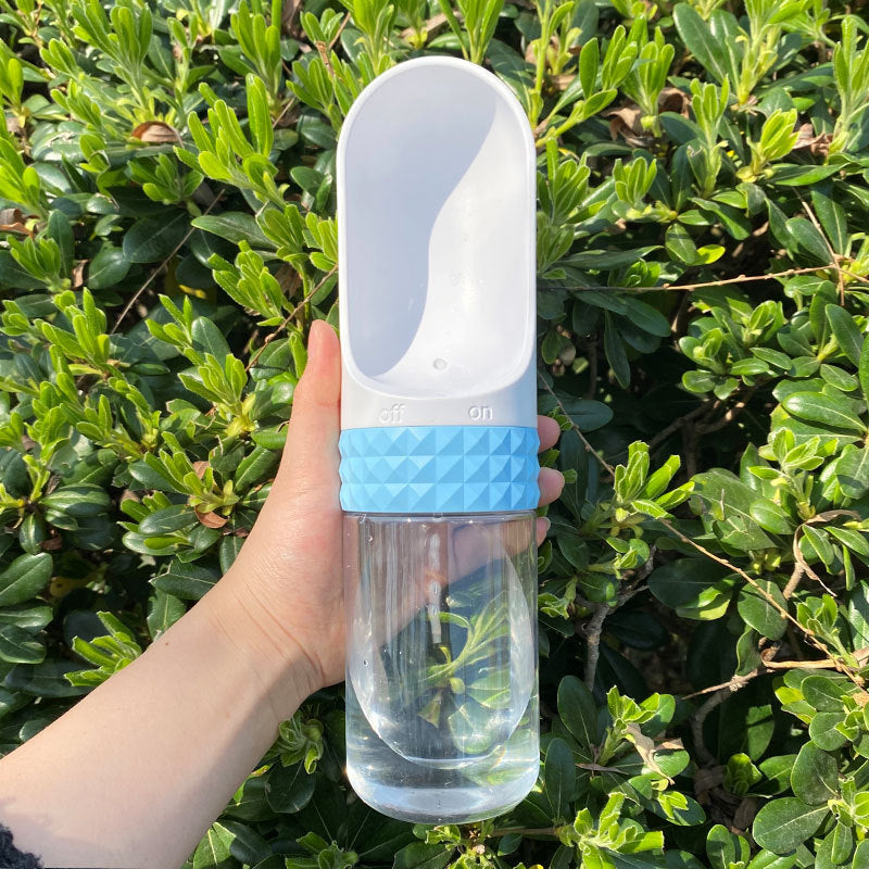 Portable Dog Water Cup - Travel-Friendly Water Dispenser for Pets